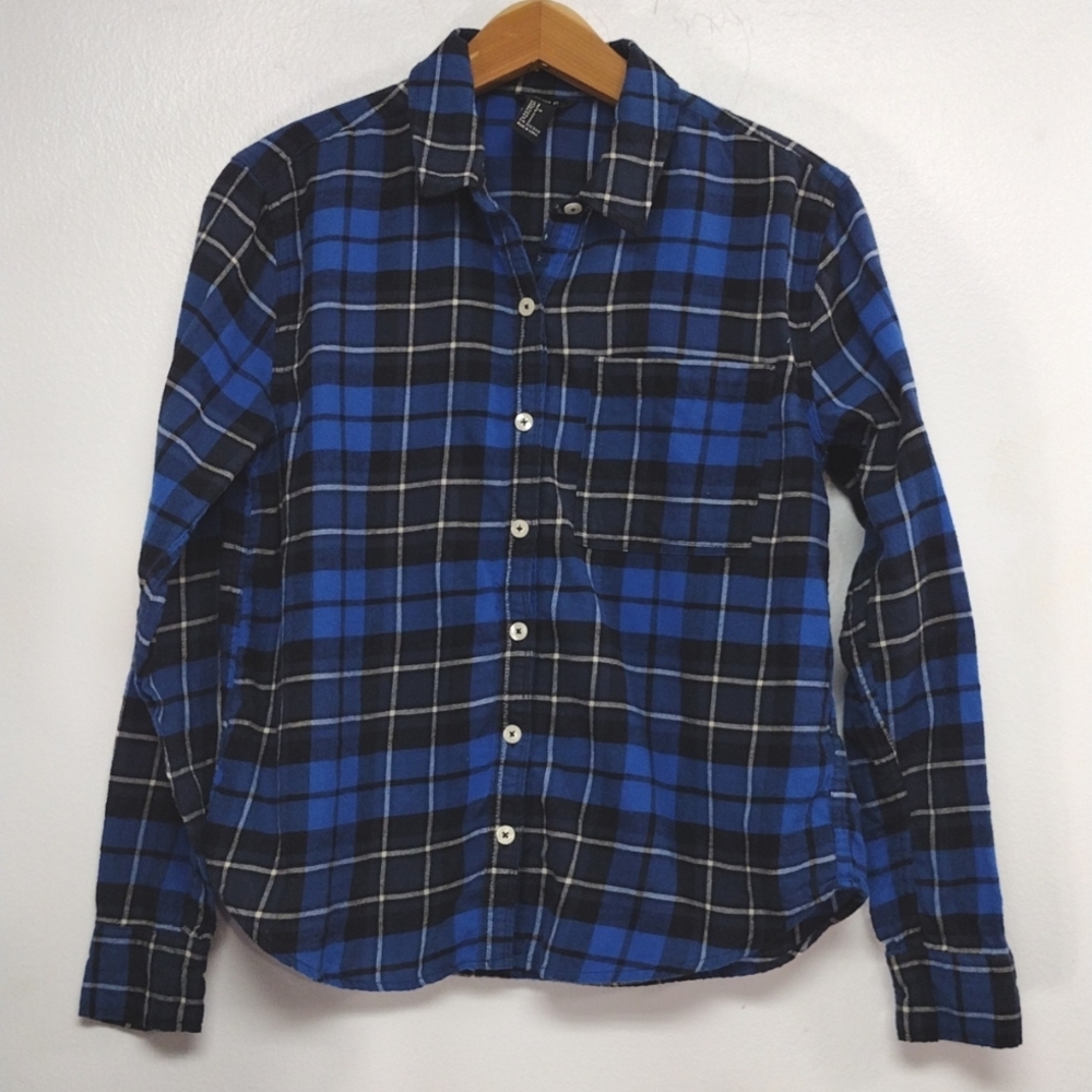 🛍️🎉 4/24💲 Forever 21 Blue Flannel Button Down Size S